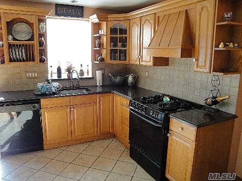 3rd image of 13734 97th St