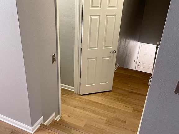 3rd image of 10075 Gate Pkwy N APT 2810
