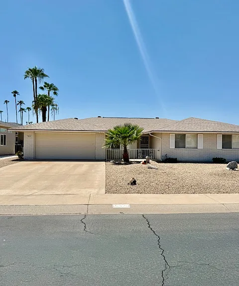 15430 N Bowling Green Dr — Photo 1