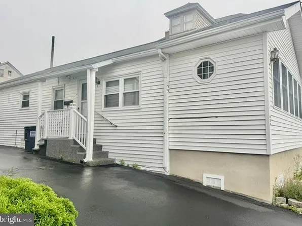 199 Pennsylvania Ave, Shenandoah, PA 17976