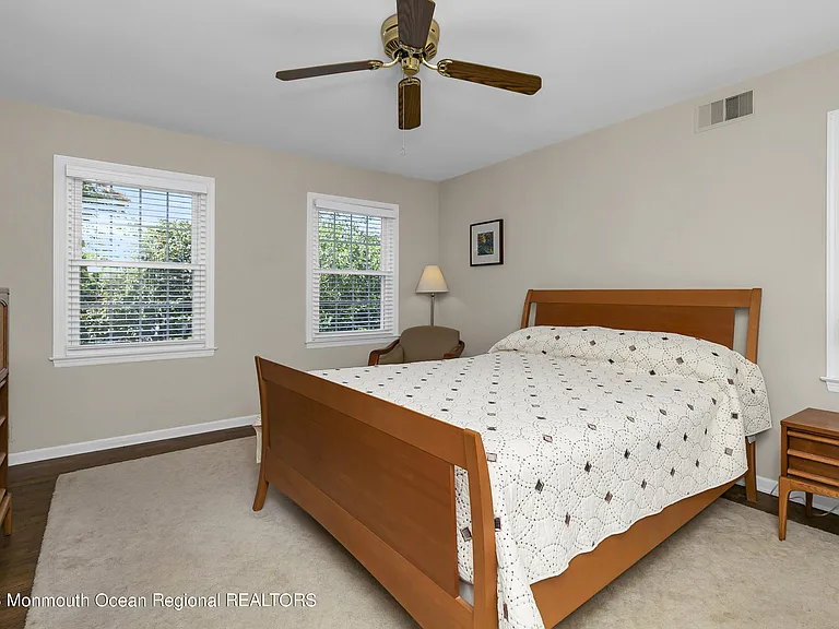 203 Washington Blvd — Photo 22