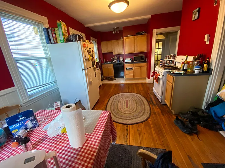 223 Highland Ave #2 — Photo 9