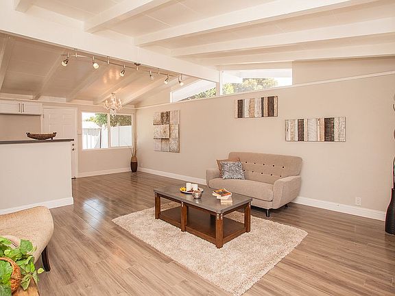 2nd image of 27898 Mandarin Ave