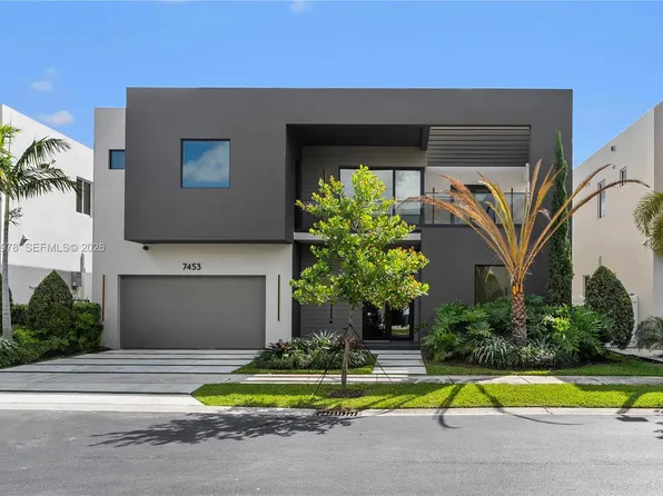 7453 NW 100th Ct, Doral, FL 33178