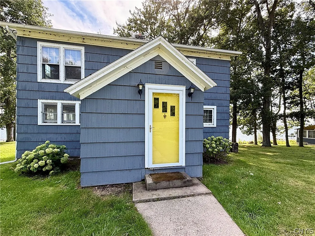 3 bed, 1.5 bath, 1792 sqft, $2,600 — Photo 4