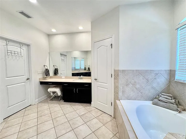 212 Montara Dr — Photo 28