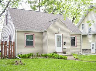 106 Locust St, Waterloo, IA 50701
