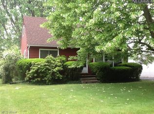 3746 Argonne St, Mogadore, OH 44260