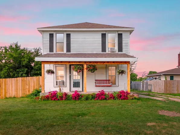 4846 W Hickory Rd, Hickory Corners, MI 49060