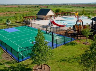 19001 Hill Valley Way, Edmond, OK 73012