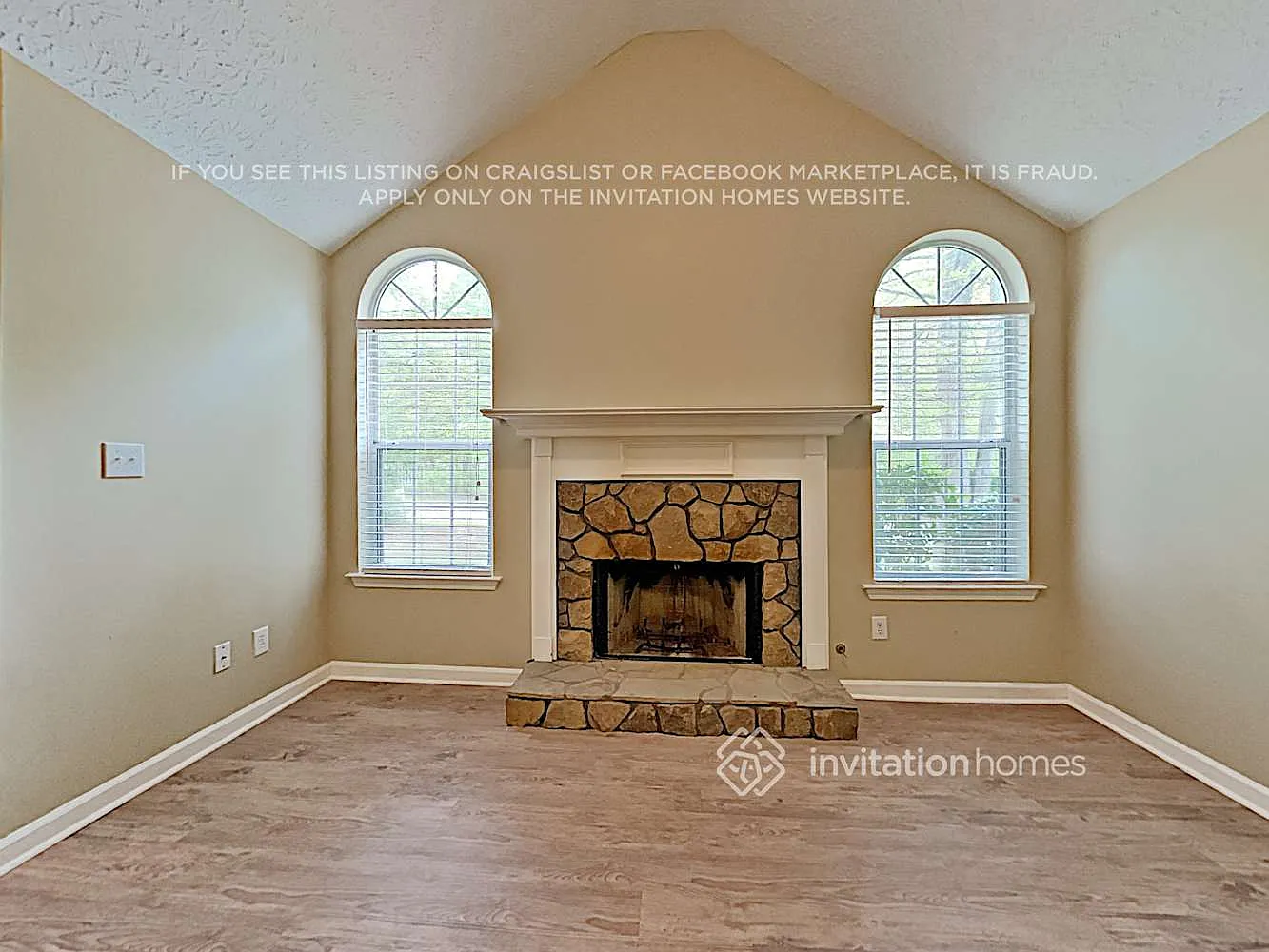 89 Sawgrass Manor Dr Newnan, GA 30265 — Photo 4