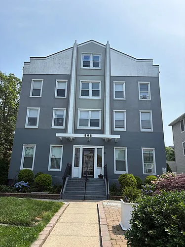 508 1st Ave. Photo 1
