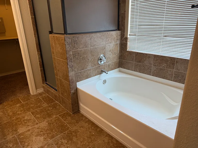14429 Fernando Zubia Ave — Photo 35
