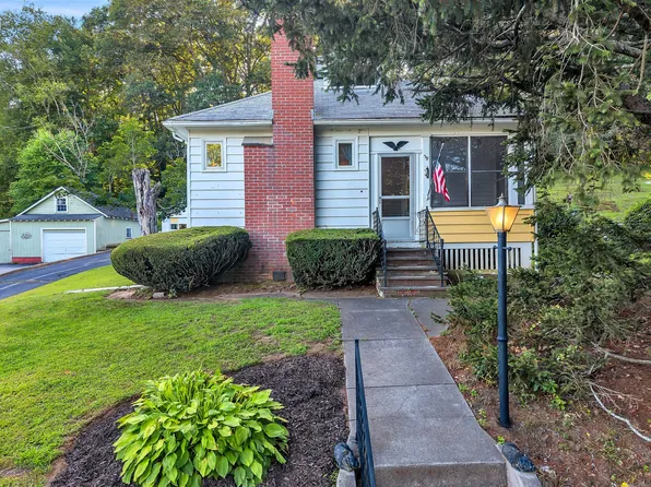 28 Baltic Road, Norwich, CT 06360