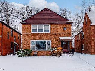 13526 Cedar Rd, University Heights, OH 44118