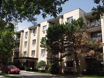 2nd image of 1340 W Touhy Ave APT 402