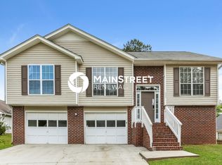 1275 Avery Dr, Jonesboro, GA 30238
