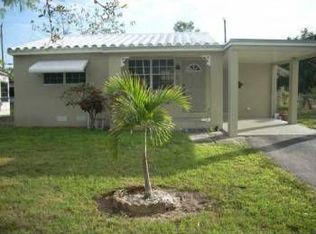 251 SW 9th St, Dania Beach, FL 33004