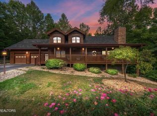 2746 Cedar Falls Way, Sevierville, TN 37862