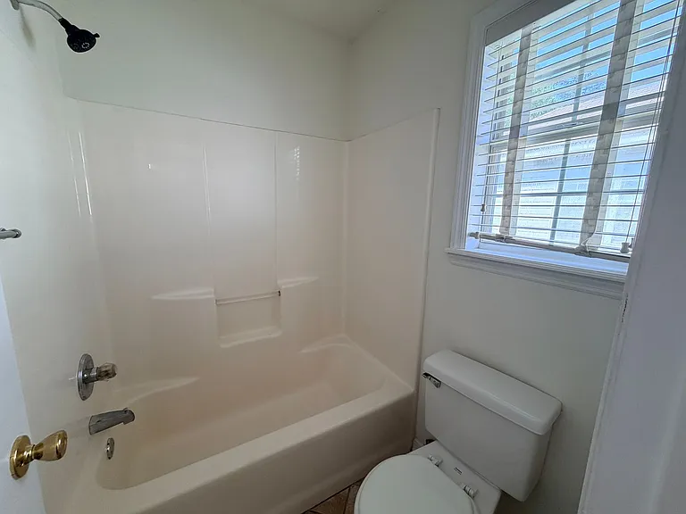 4125 Sedgwyck Ln — Photo 17