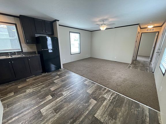 3rd image of 25 Birch Dr #25