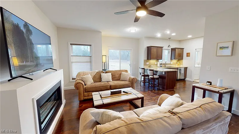 Thumbnail 13
