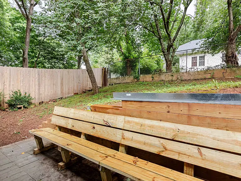 Byron Dr SW — Photo 21