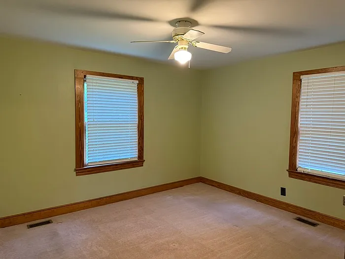 7226 Turnpike Rd — Photo 12