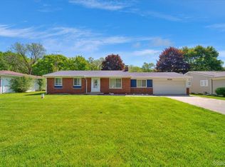 1026 Trotwood Ln, Flint, MI