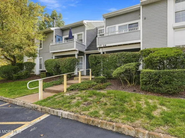 20 Gait Court, Tinton Falls, NJ 07753