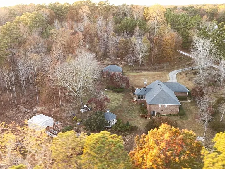 Little Bear Dr — Photo 9