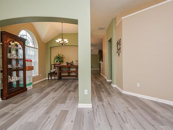4th image of 24810 Sageford Ct