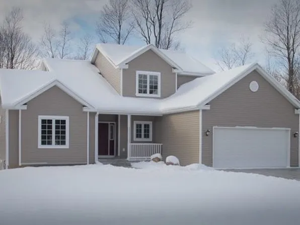 1131 Buster Dr, Kalamazoo, MI 49009
