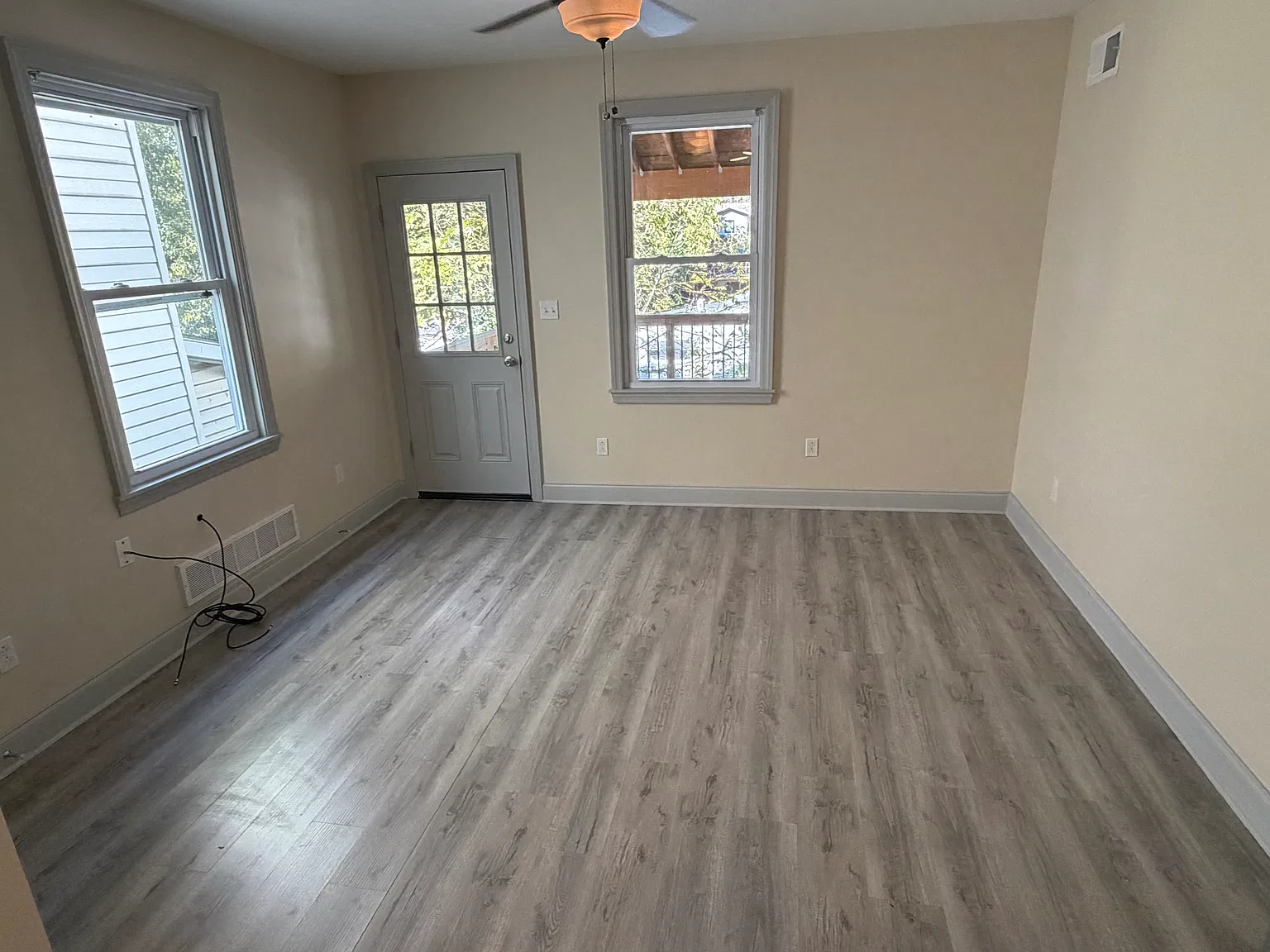 2 bed, $1,350 — Photo 4