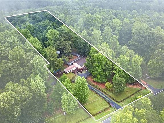 2nd image of 2422 Burney Rd