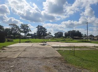 300 Canal Ln, Houma, LA 70364