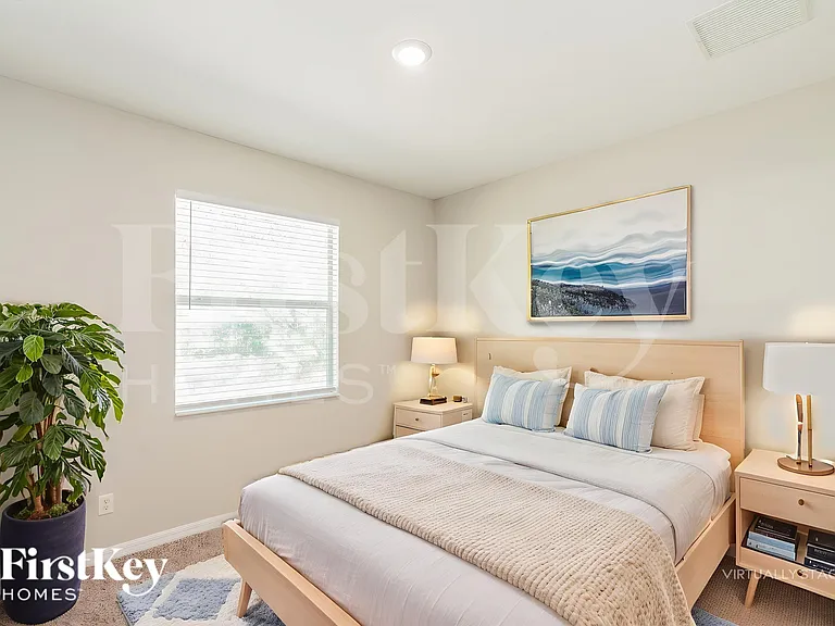 2081 Nuremberg Blvd — Photo 15