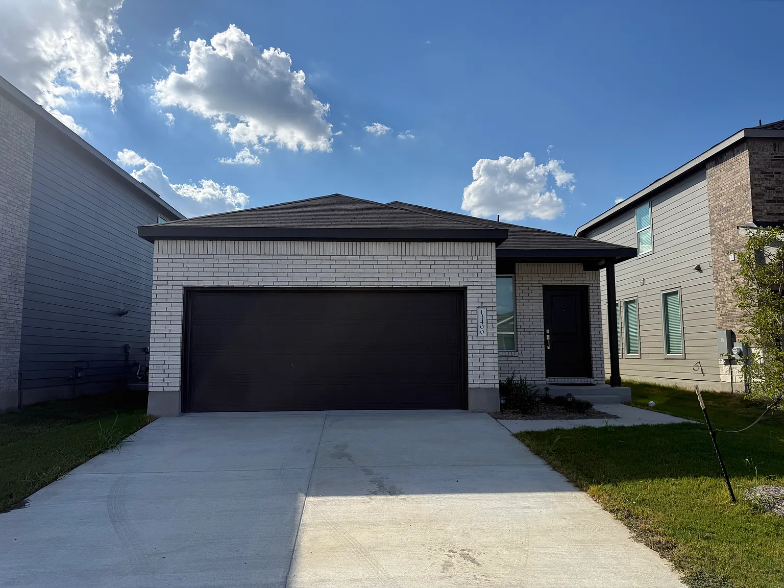 3 bed, 1510 sqft, $1,900 — Photo 1