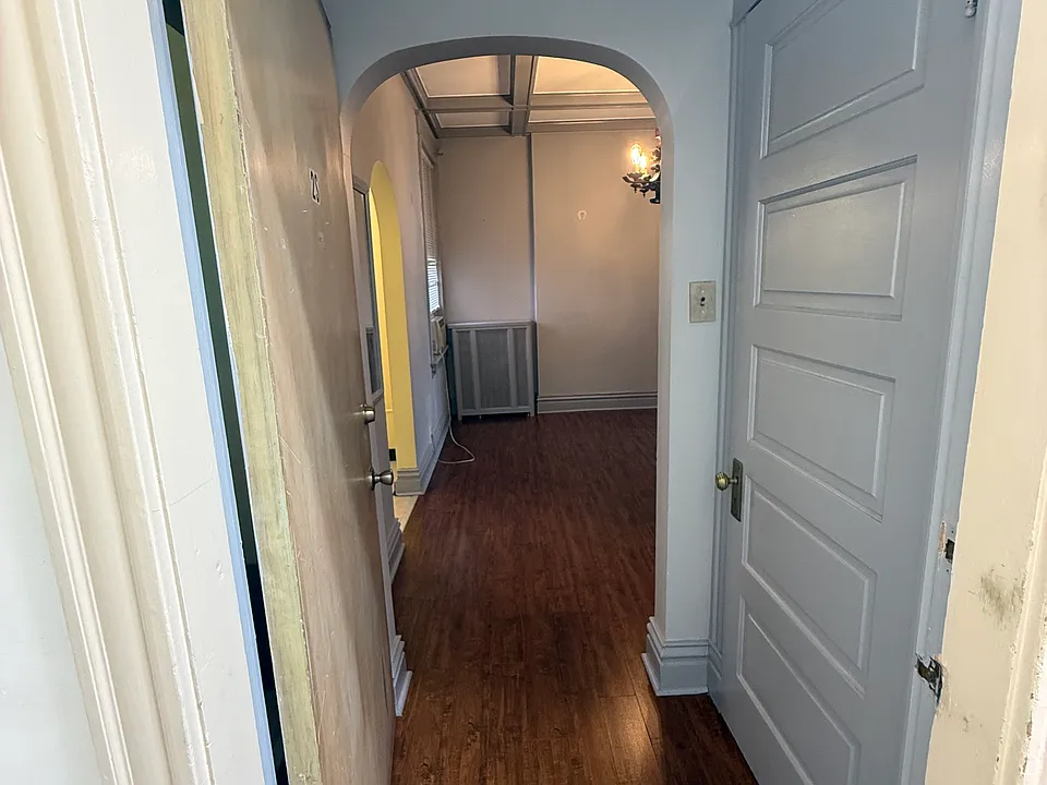 2258 S Compton Ave #2
