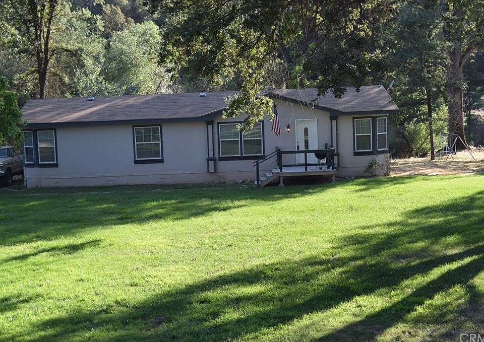 1st image of 39600 Evergreen Dr