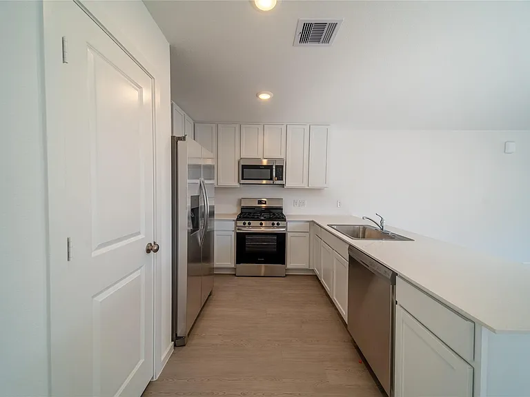 26803 Feather Reed Dr — Photo 6