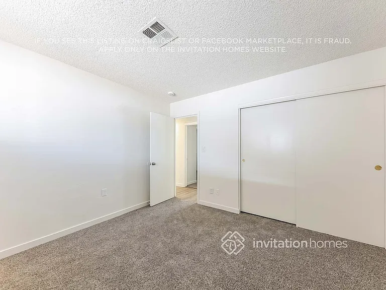 17454 N 14th Ave — Photo 10