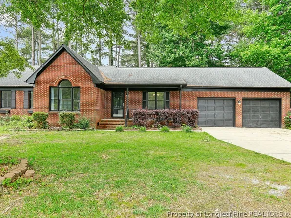 1666 Sykes Pond Rd, Fayetteville, NC 28304