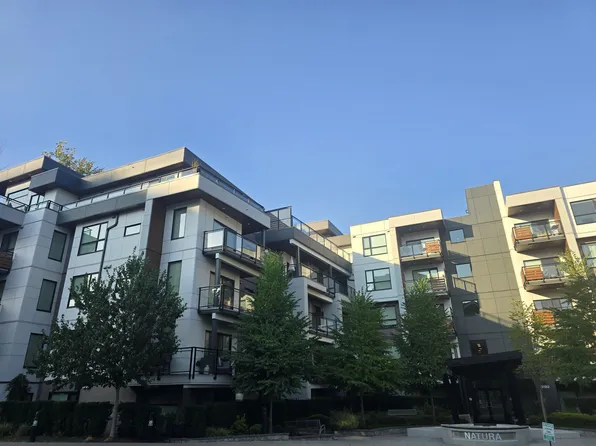 3182 Gladwin Rd #205, Abbotsford, BC V2T 0K8