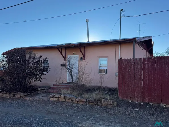 411 Sapello St, Las Vegas, NM 87701