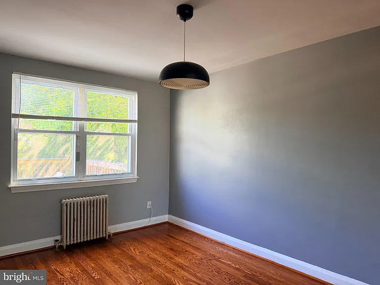 237 Linden Ave — Photo 11