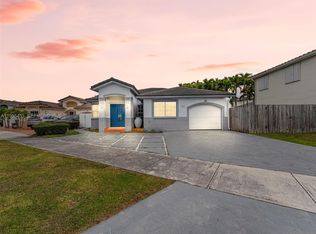 9435 SW 156th Pl, Miami, FL 33196