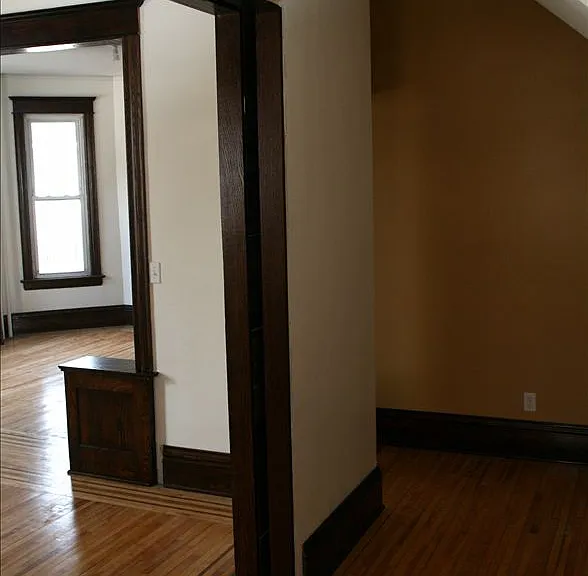 1411 Girard Ave N #1 — Photo 7