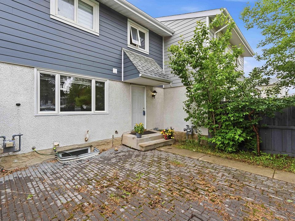 1st image of 219 Callingwood Pl NW