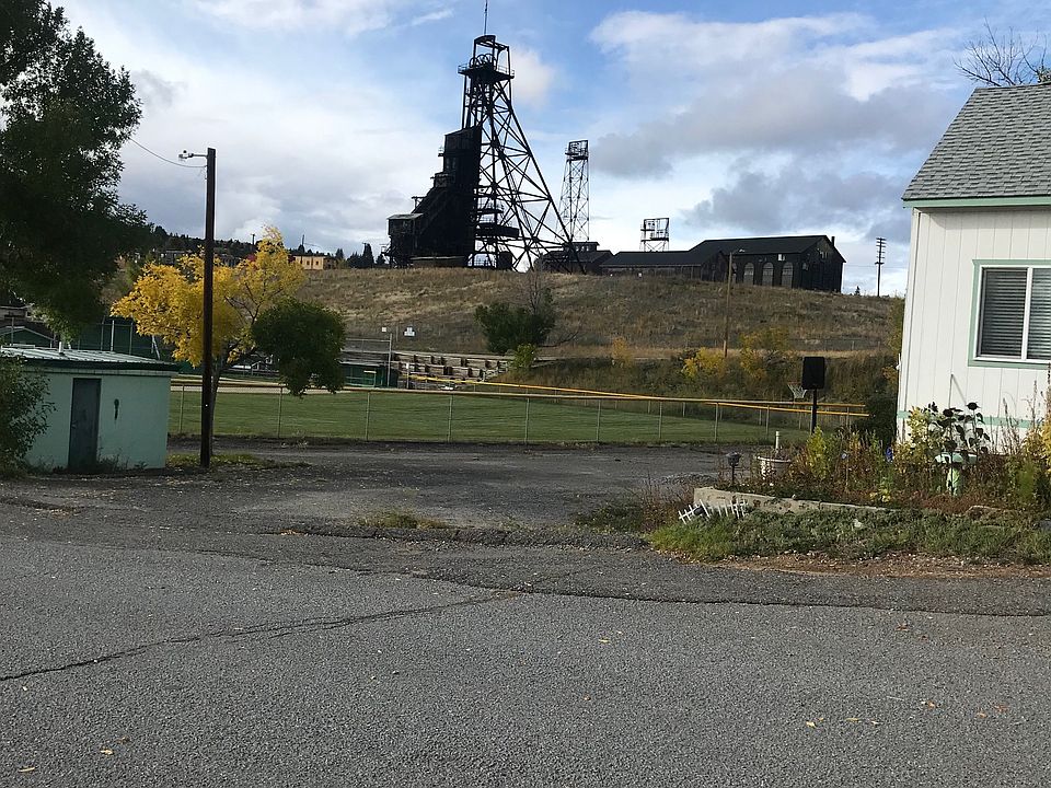 2nd image of W Copper St